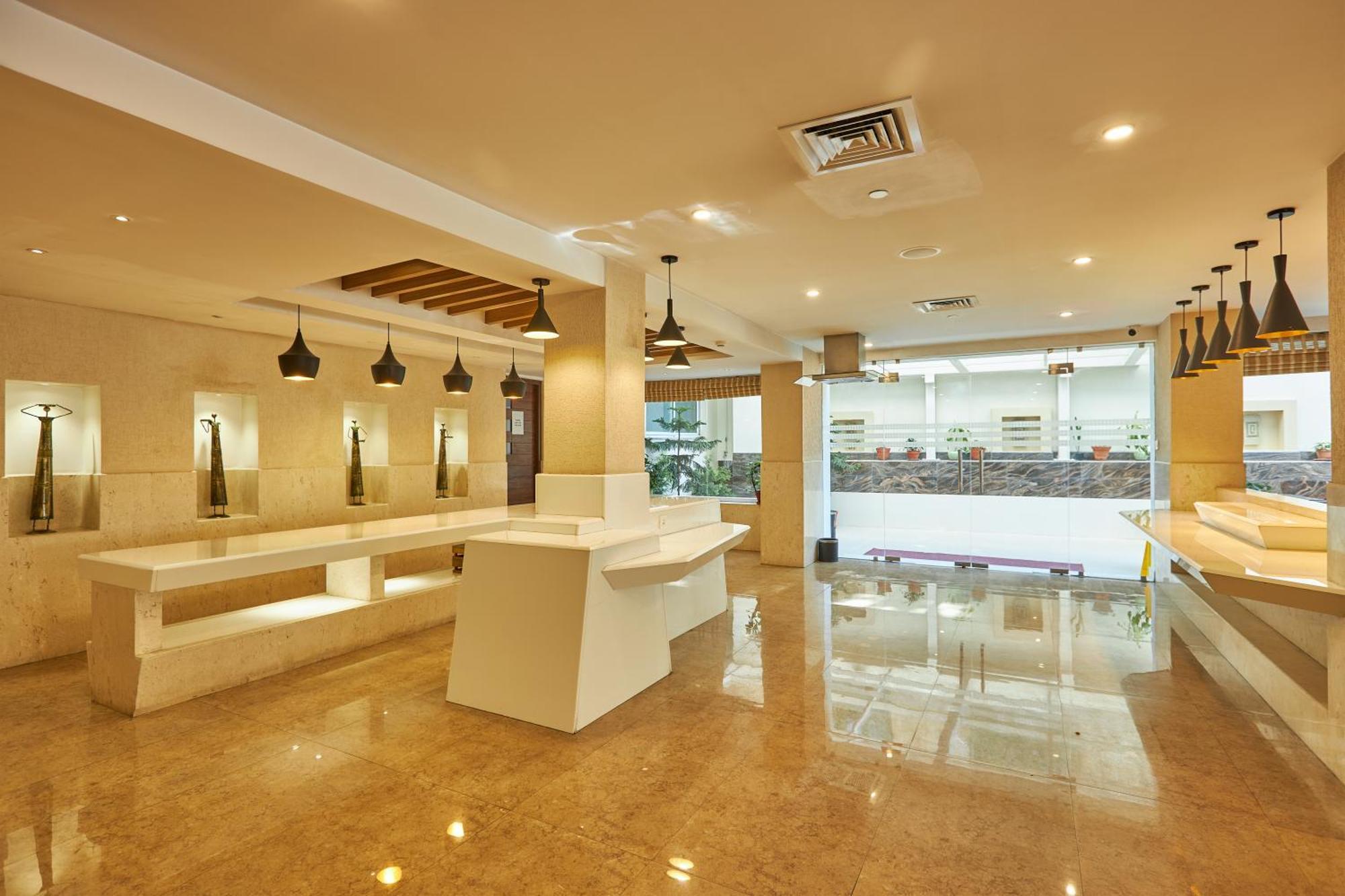 Hotel Crowne Imperial Kathmandu Esterno foto