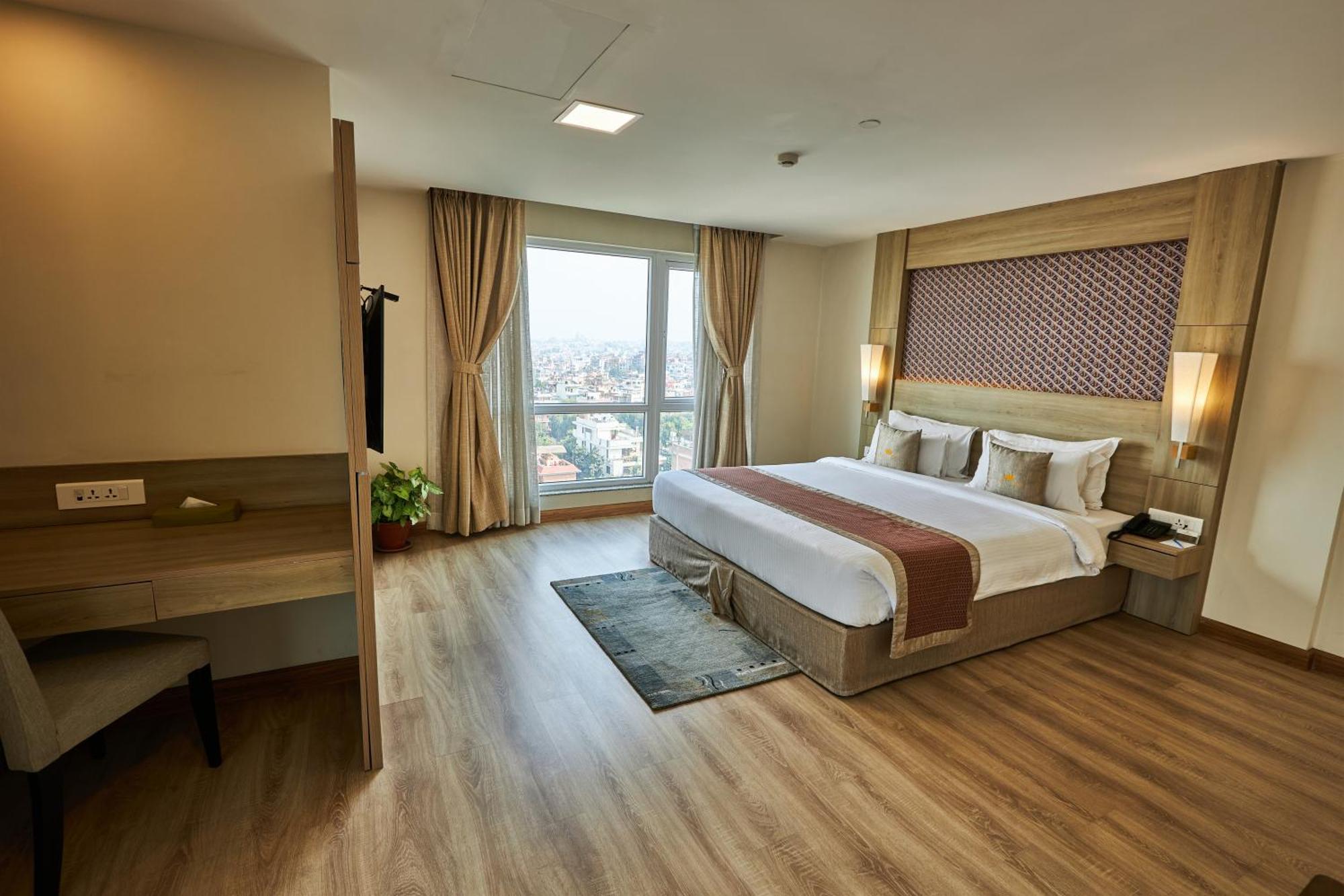 Hotel Crowne Imperial Kathmandu Esterno foto