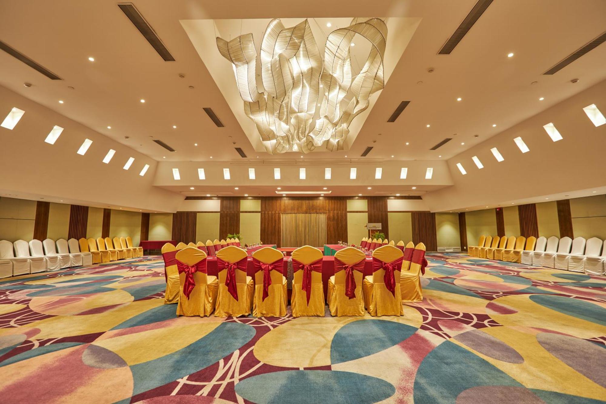 Hotel Crowne Imperial Kathmandu Esterno foto