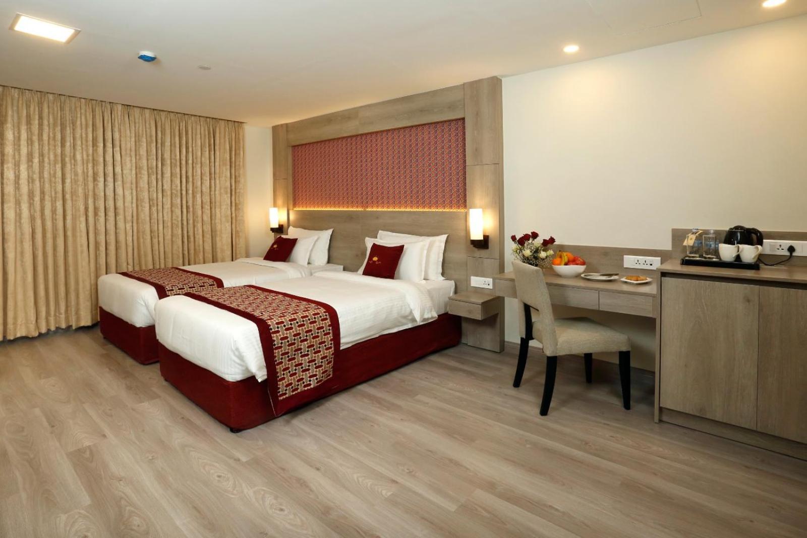 Hotel Crowne Imperial Kathmandu Esterno foto