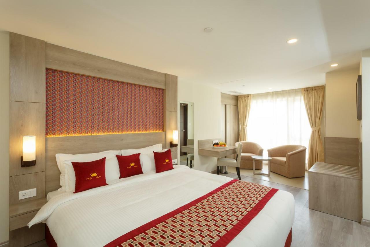 Hotel Crowne Imperial Kathmandu Esterno foto