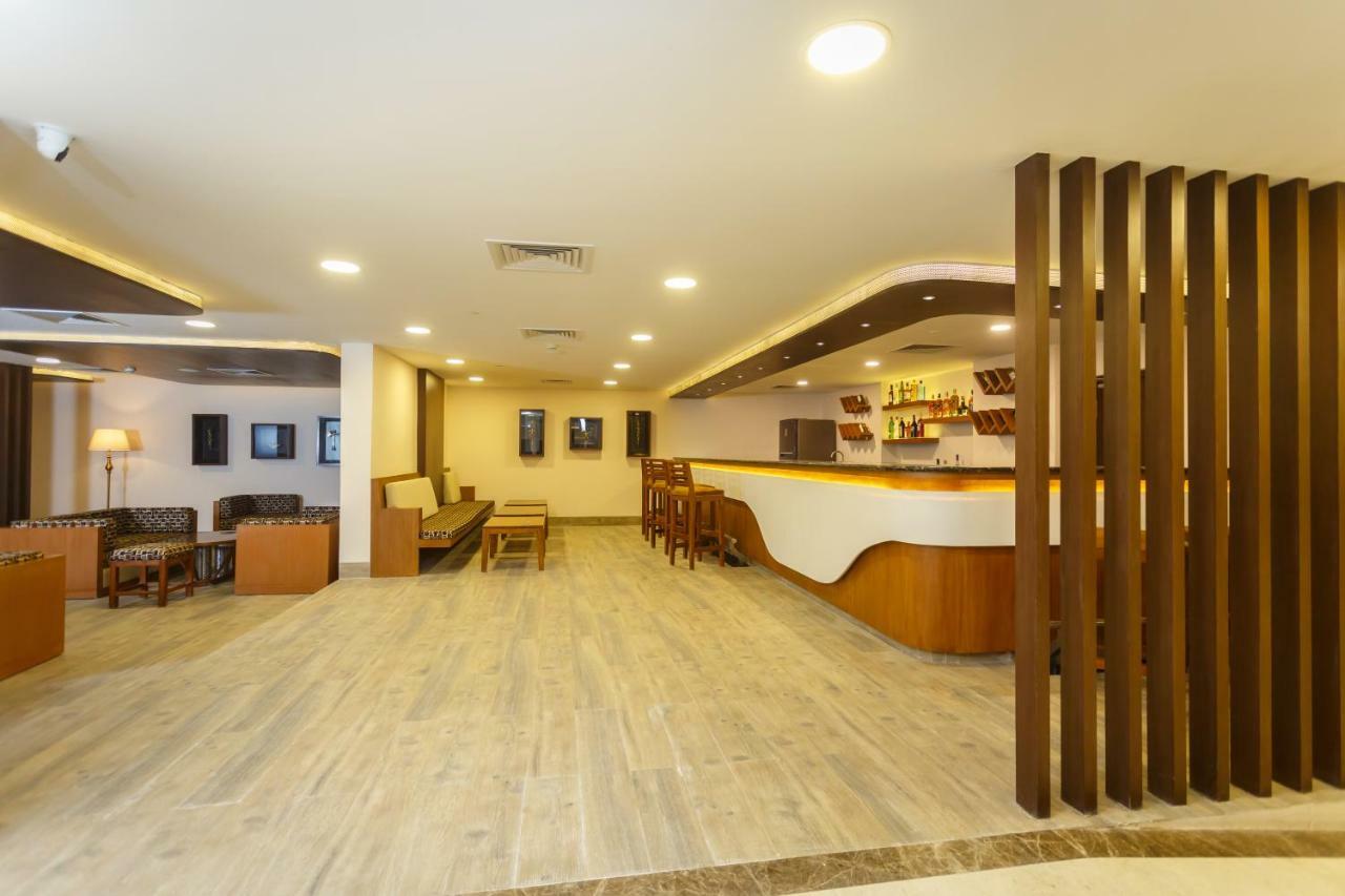 Hotel Crowne Imperial Kathmandu Esterno foto