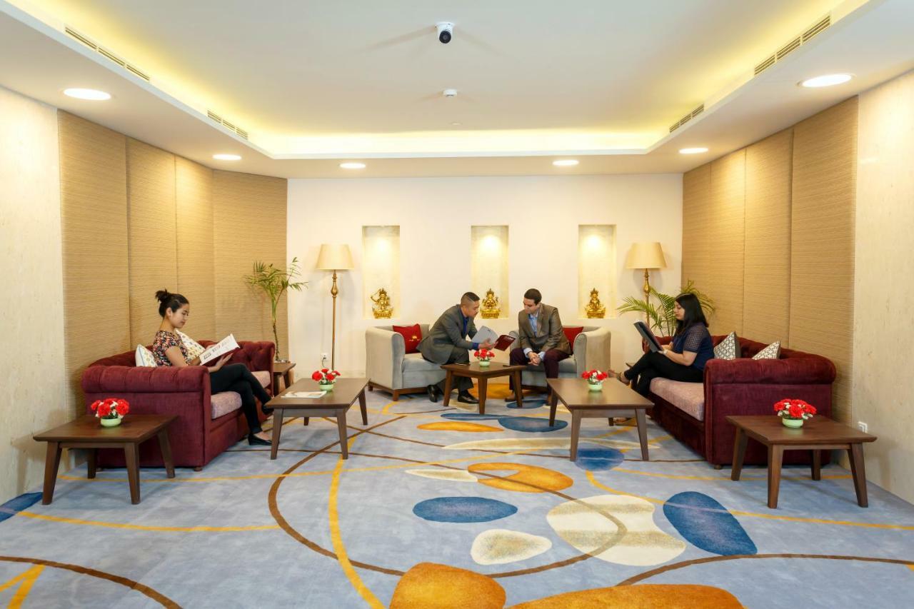Hotel Crowne Imperial Kathmandu Esterno foto
