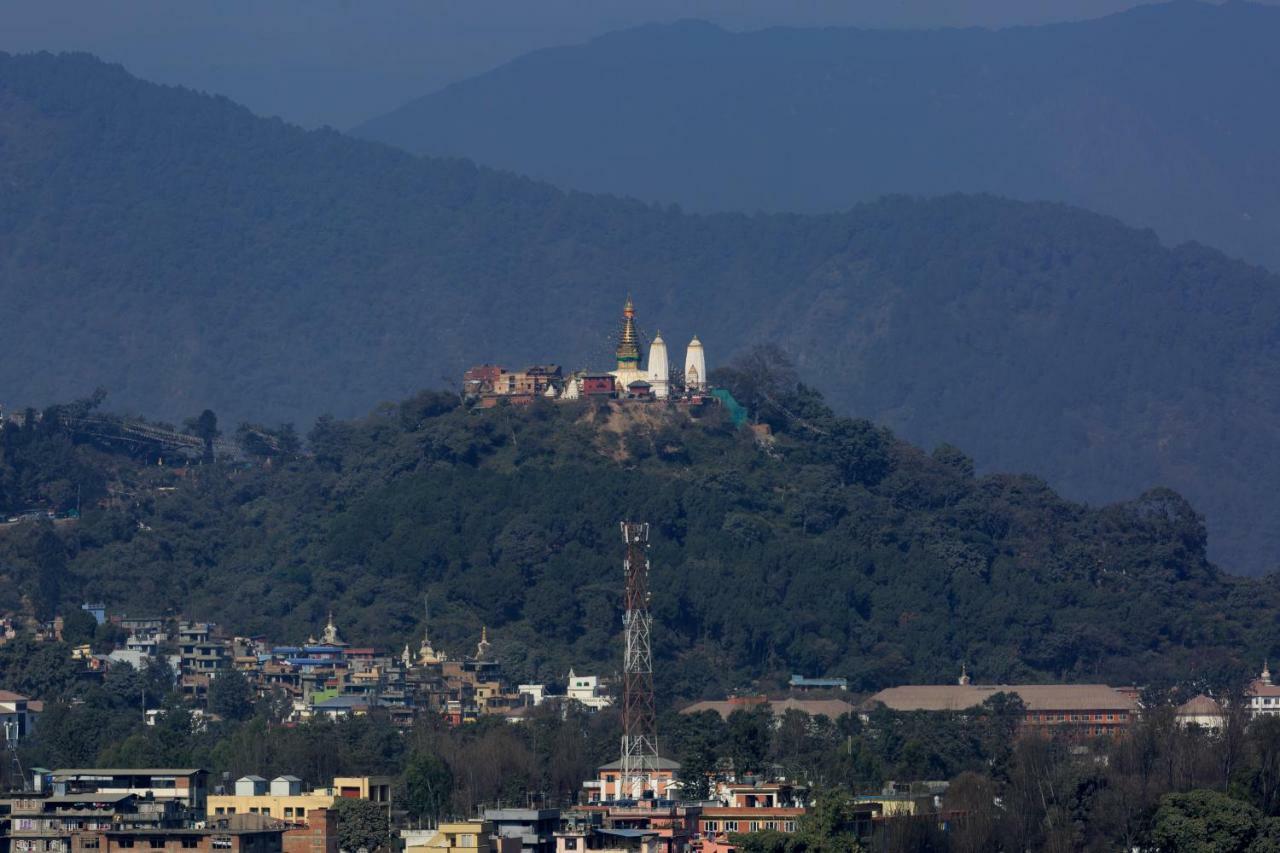 Hotel Crowne Imperial Kathmandu Esterno foto