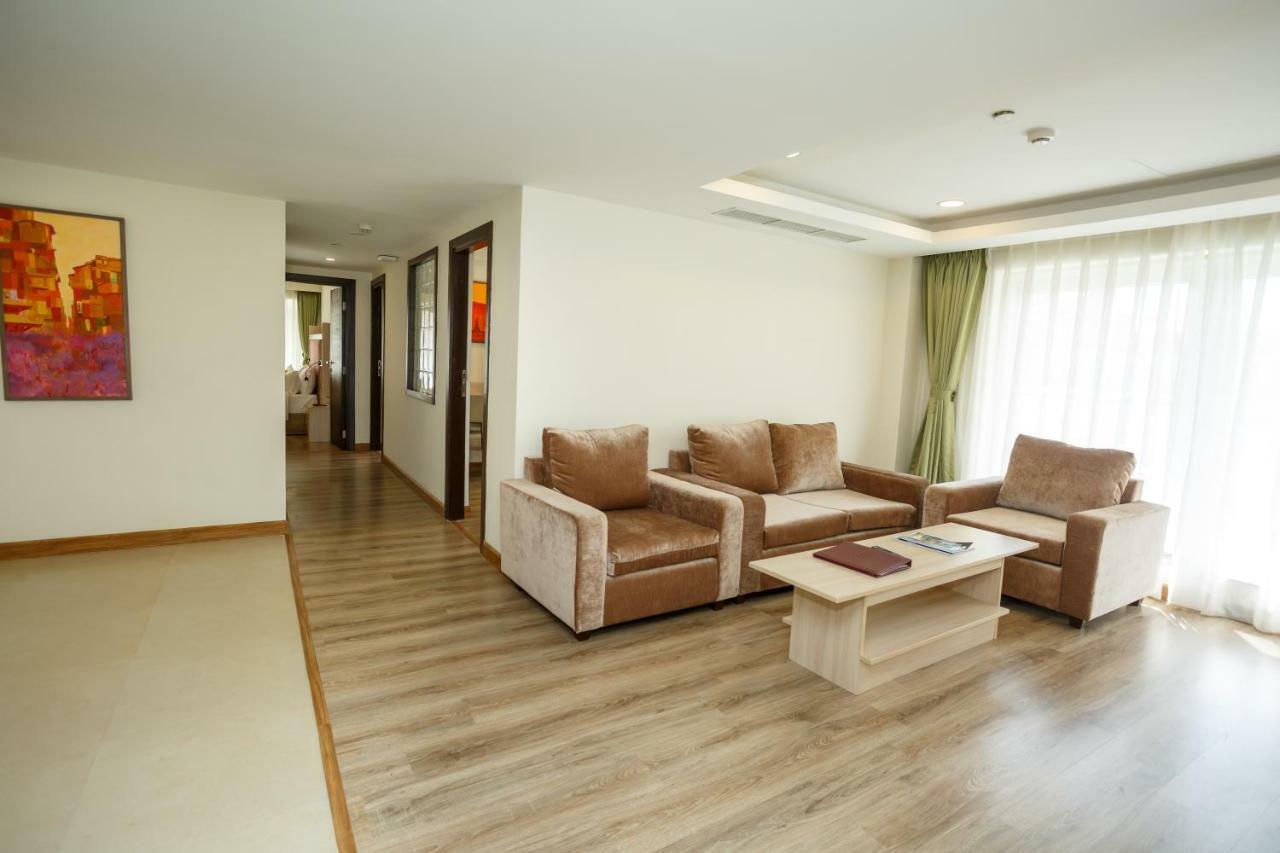 Hotel Crowne Imperial Kathmandu Esterno foto